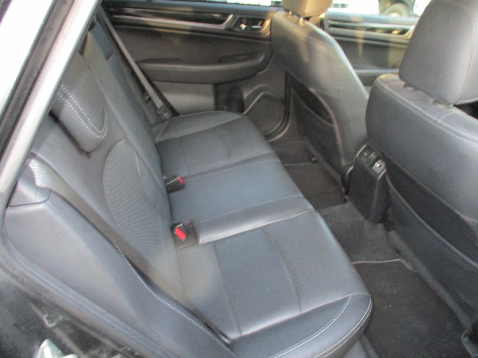 SUBARU Outback 2.0D Swiss AWD Lineartronic, Diesel, Occasioni / Usate, Automatico - 7