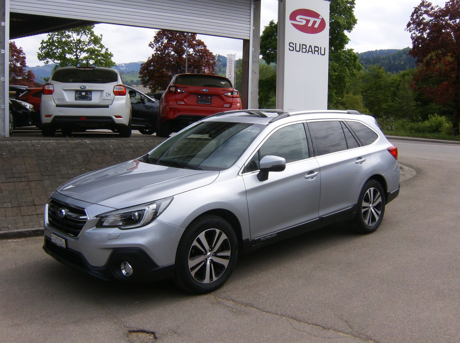 SUBARU Outback 2.5i Luxury AWD Lineartronic