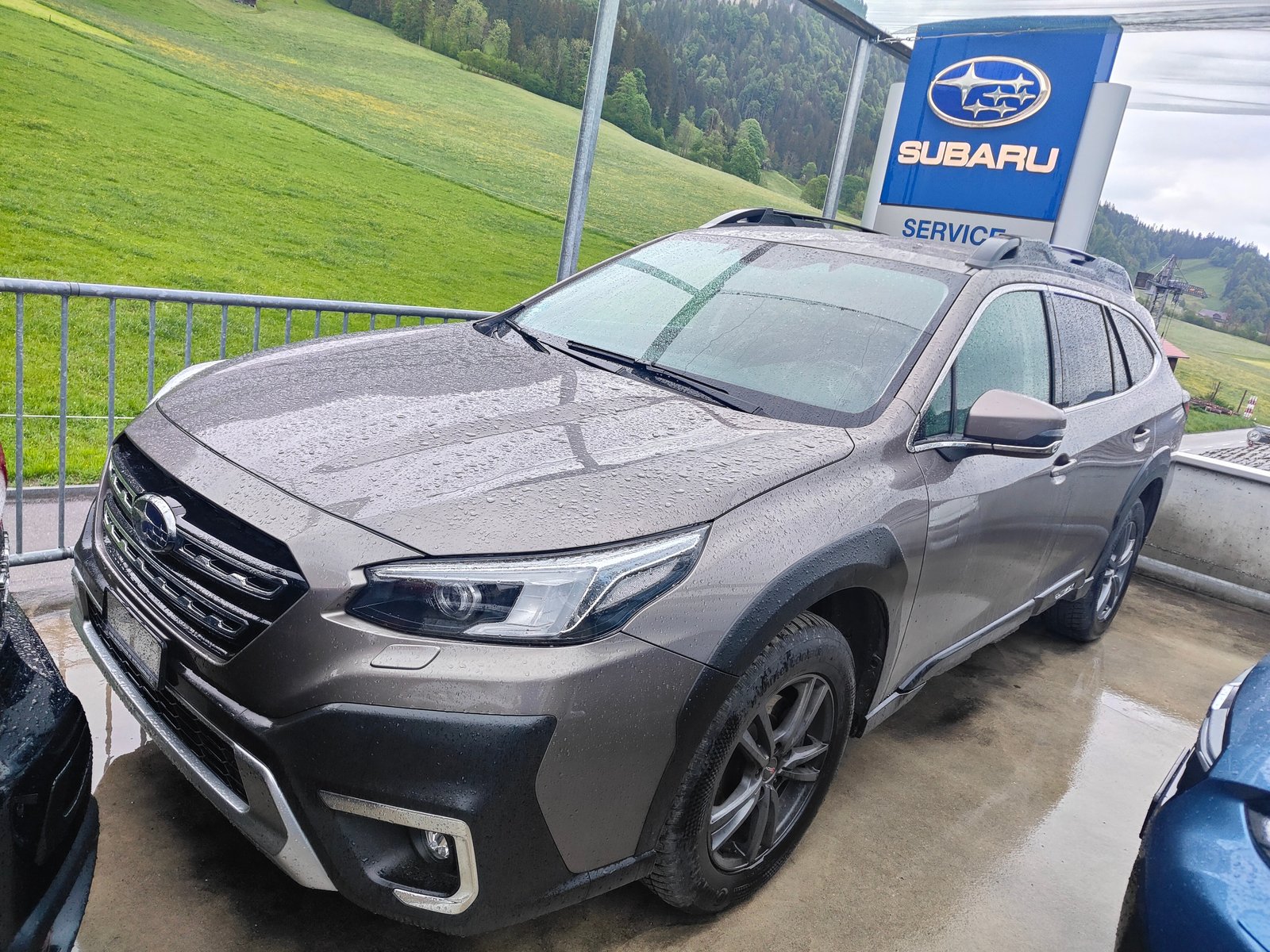 SUBARU Outback 2.5i Swiss Plus AWD Lineartronic