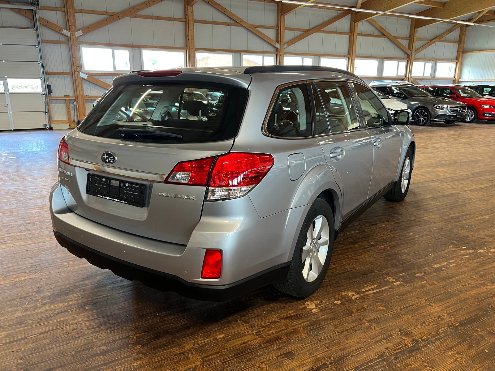 SUBARU Outback 2.5i Limited AWD Lineartronic, Benzin, Occasion / Gebraucht, Automatik - 5