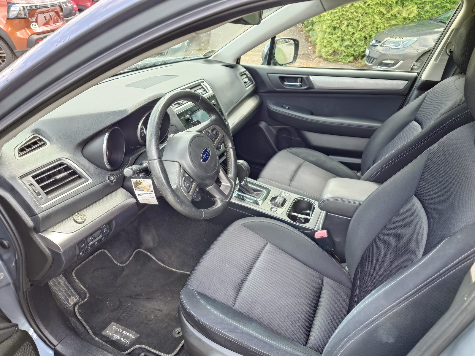 SUBARU Outback 2.5i Swiss, Petrol, Second hand / Used, Automatic - 6