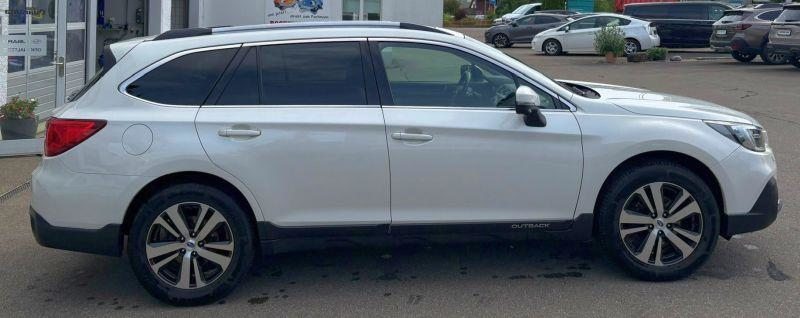 SUBARU Outback 2.5i Luxury, Essence, Occasion / Utilisé, Automatique - 2