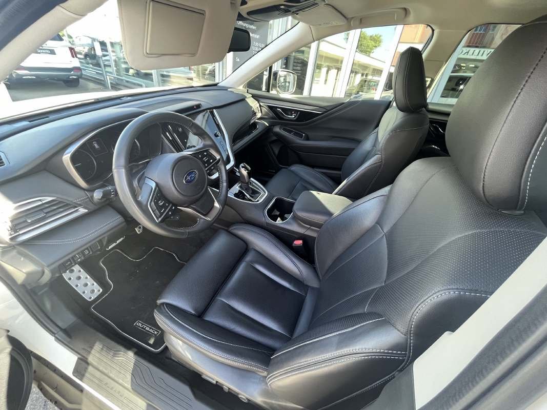 SUBARU Outback 2.5i Luxury, Essence, Occasion / Utilisé, Automatique - 3