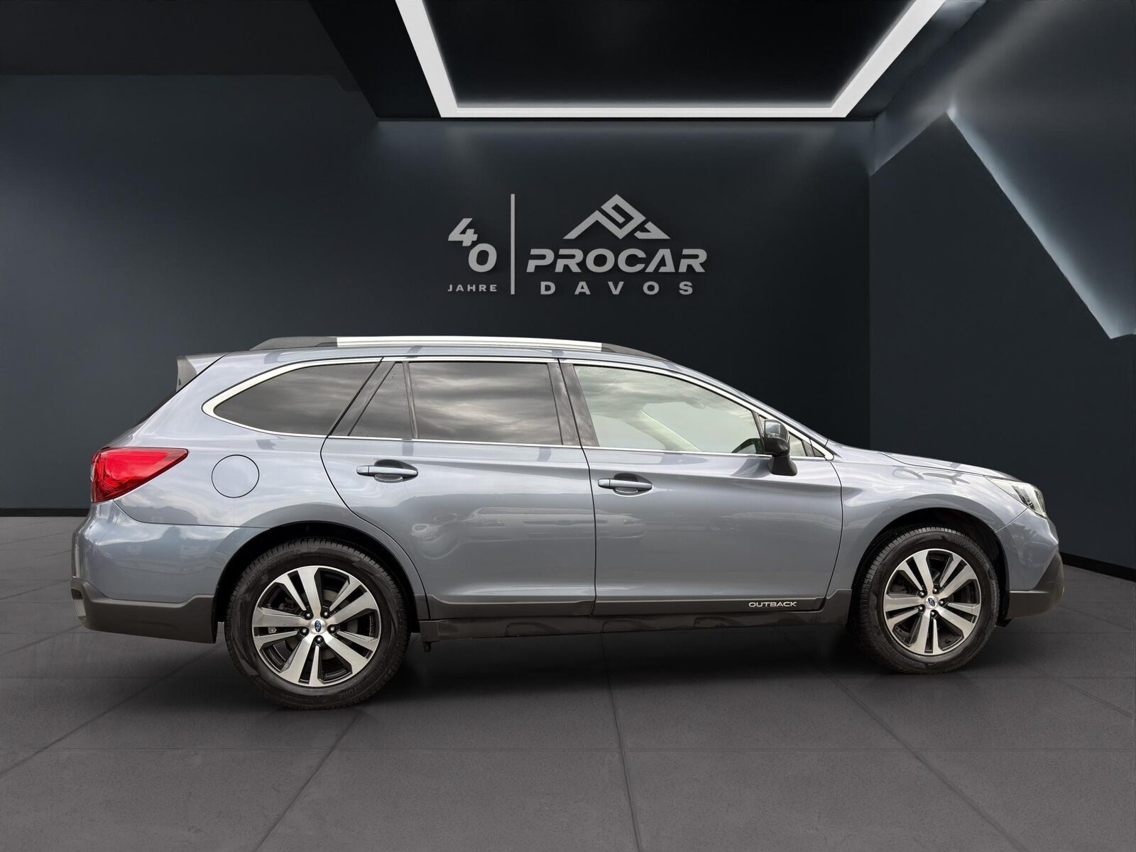 SUBARU Outback 2.5i Luxury, Petrol, Second hand / Used, Automatic - 2