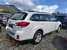 SUBARU Outback 2.5i Swiss AWD Lineartronic, Benzina, Occasioni / Usate, Automatico - 2