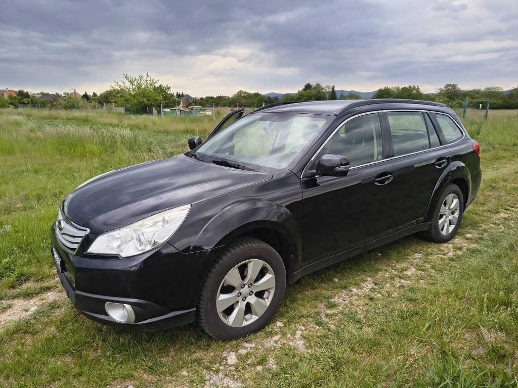 SUBARU OUTBACK 2.5i Swiss, Essence, Occasion / Utilisé, Automatique - 5