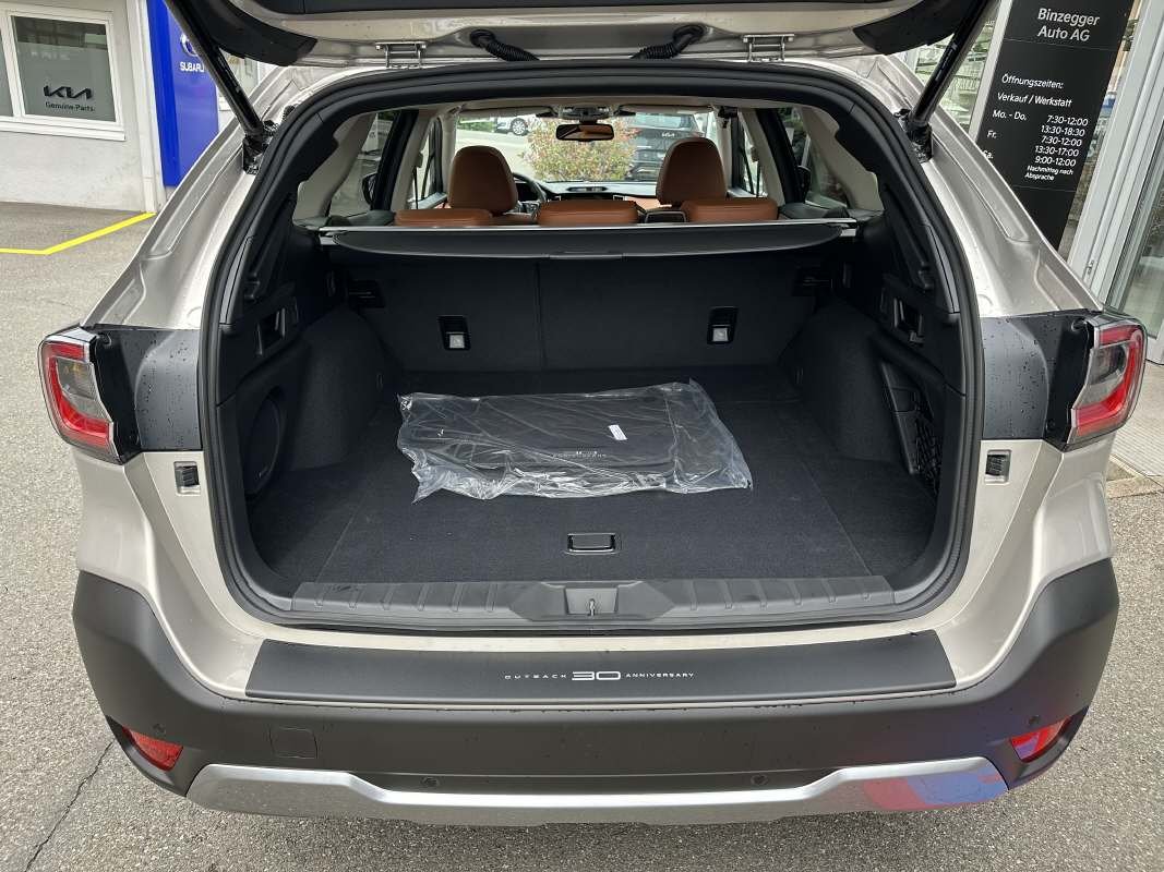 SUBARU Outback 2.5i Luxury 30th Anniversary Edition, Benzin, Vorführwagen, Automatik - 7