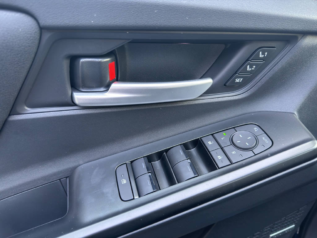 SUBARU Solterra eV Luxury AWD, Électrique, Voiture nouvelle, Automatique - 5