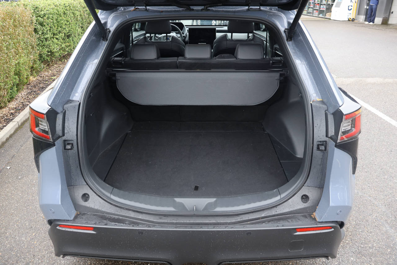 SUBARU Solterra eV Luxury AWD, Elektro, Occasion / Gebraucht, Automatik - 5