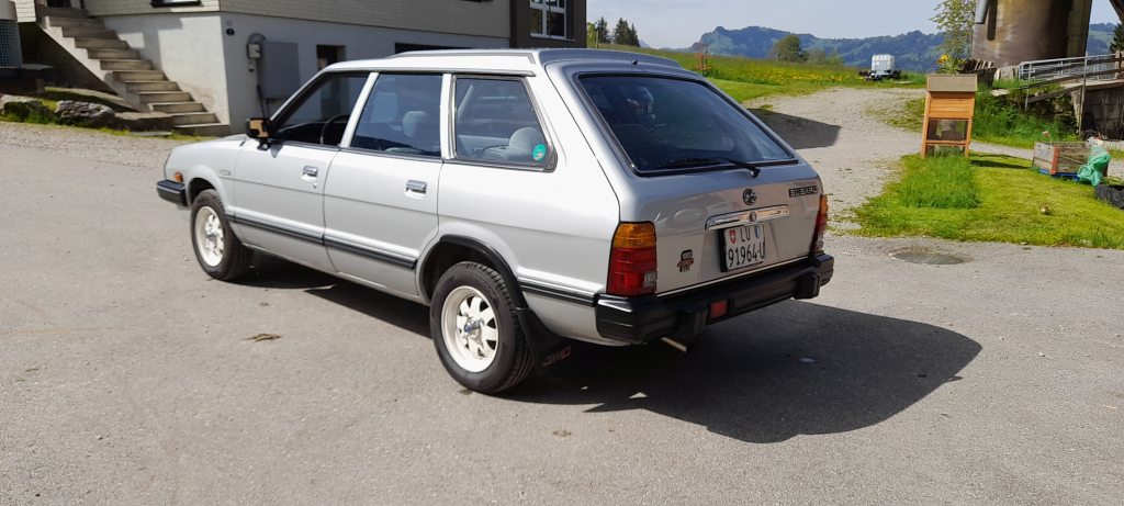 SUBARU 1800 GLF 4WD, Petrol, Classic, Manual - 2