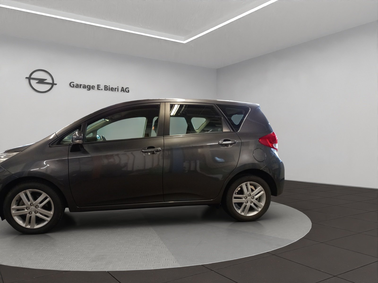 SUBARU Trezia 1.4 D Swiss, Diesel, Occasioni / Usate, Automatico - 4