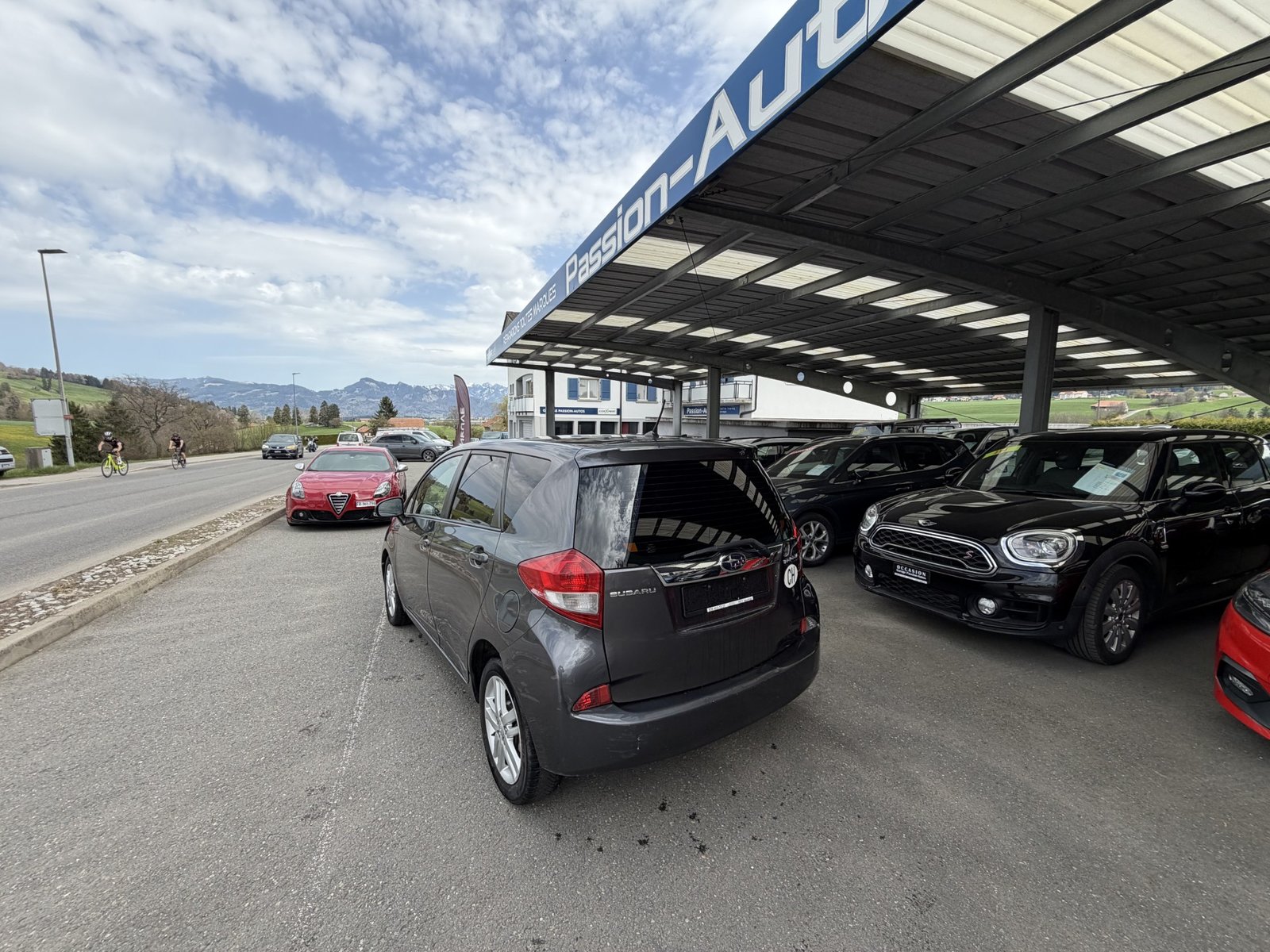 SUBARU Trezia 1.4D Swiss Luxury Automatic, Diesel, Occasion / Utilisé, Automatique - 3