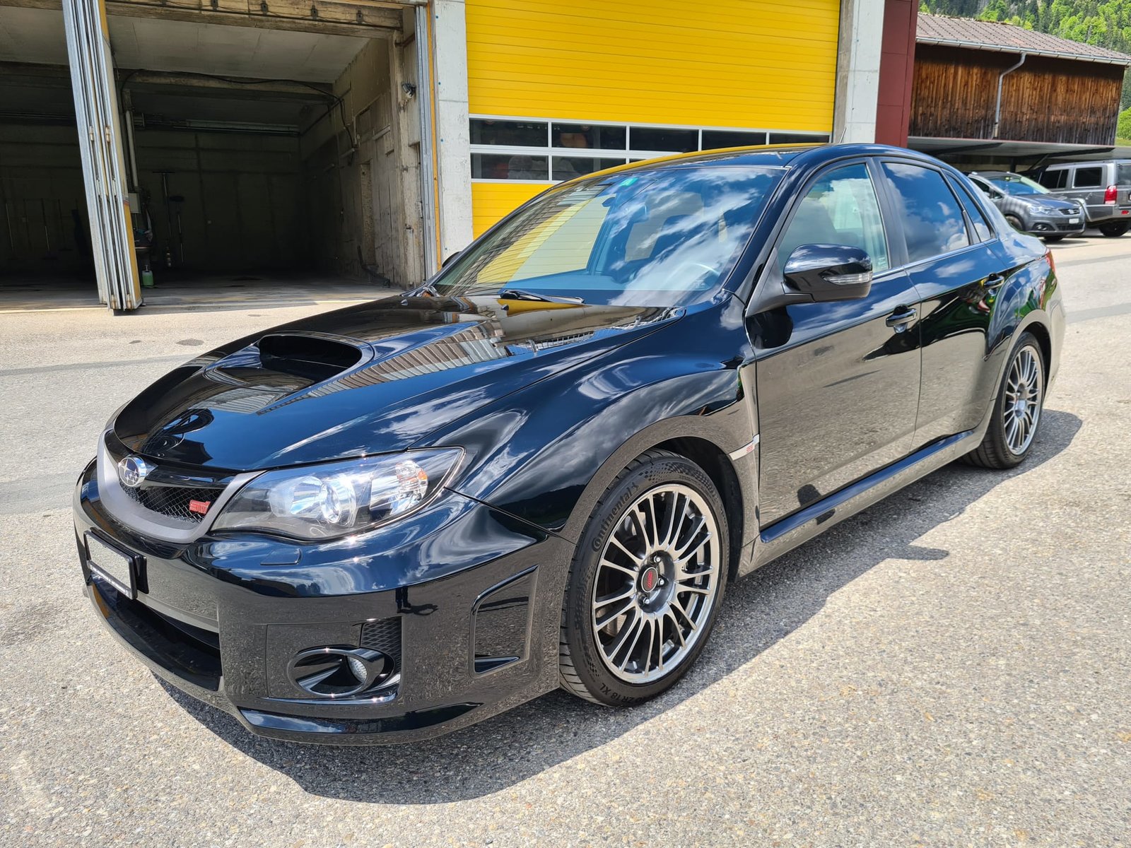 SUBARU 2.5 Turbo 4WD WRX STI Luxury
