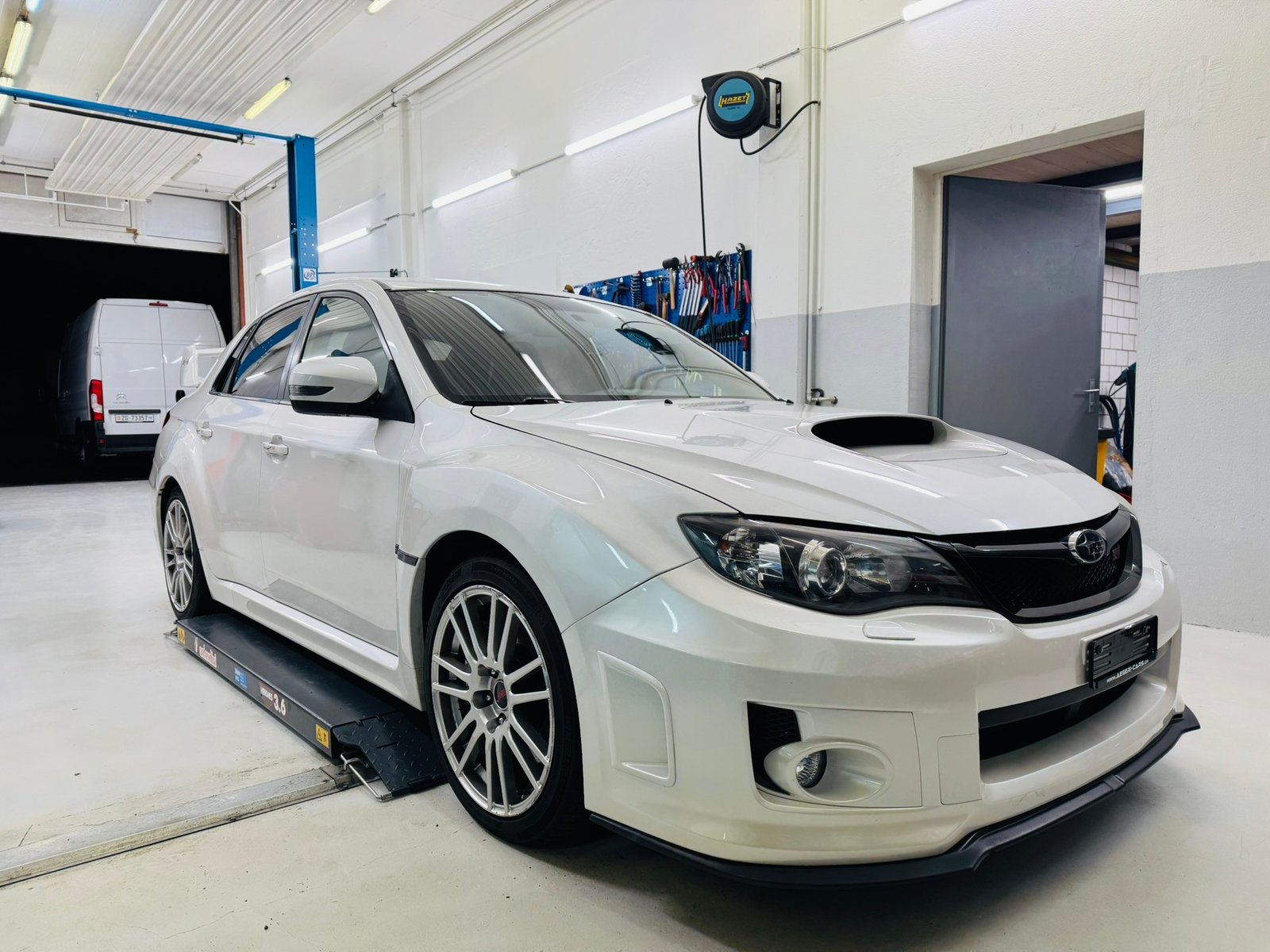 SUBARU 2.5 Turbo 4WD WRX STI Sport, Benzin, Occasion / Gebraucht, Handschaltung - 4