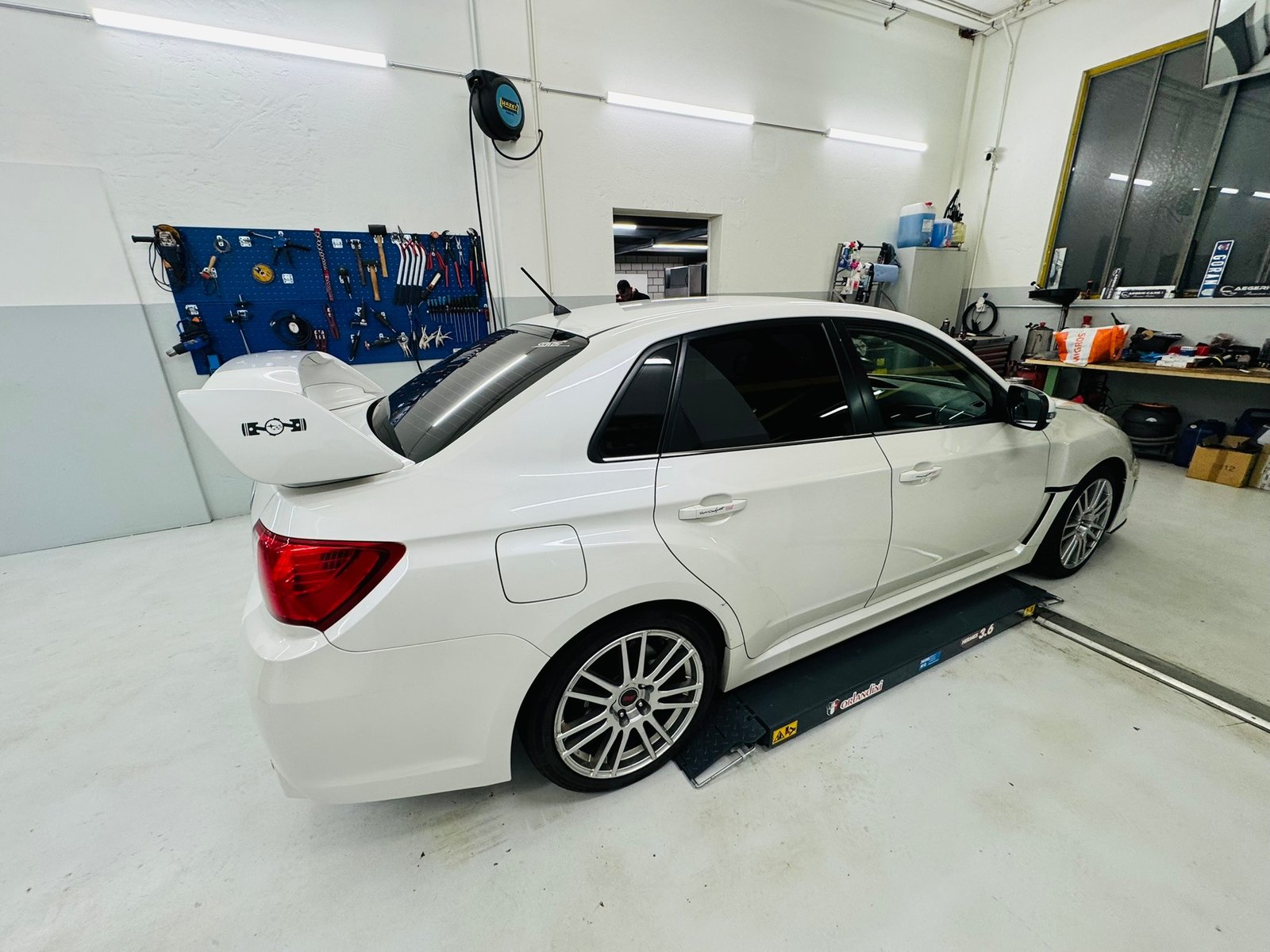 SUBARU 2.5 Turbo 4WD WRX STI Sport, Benzin, Occasion / Gebraucht, Handschaltung - 6