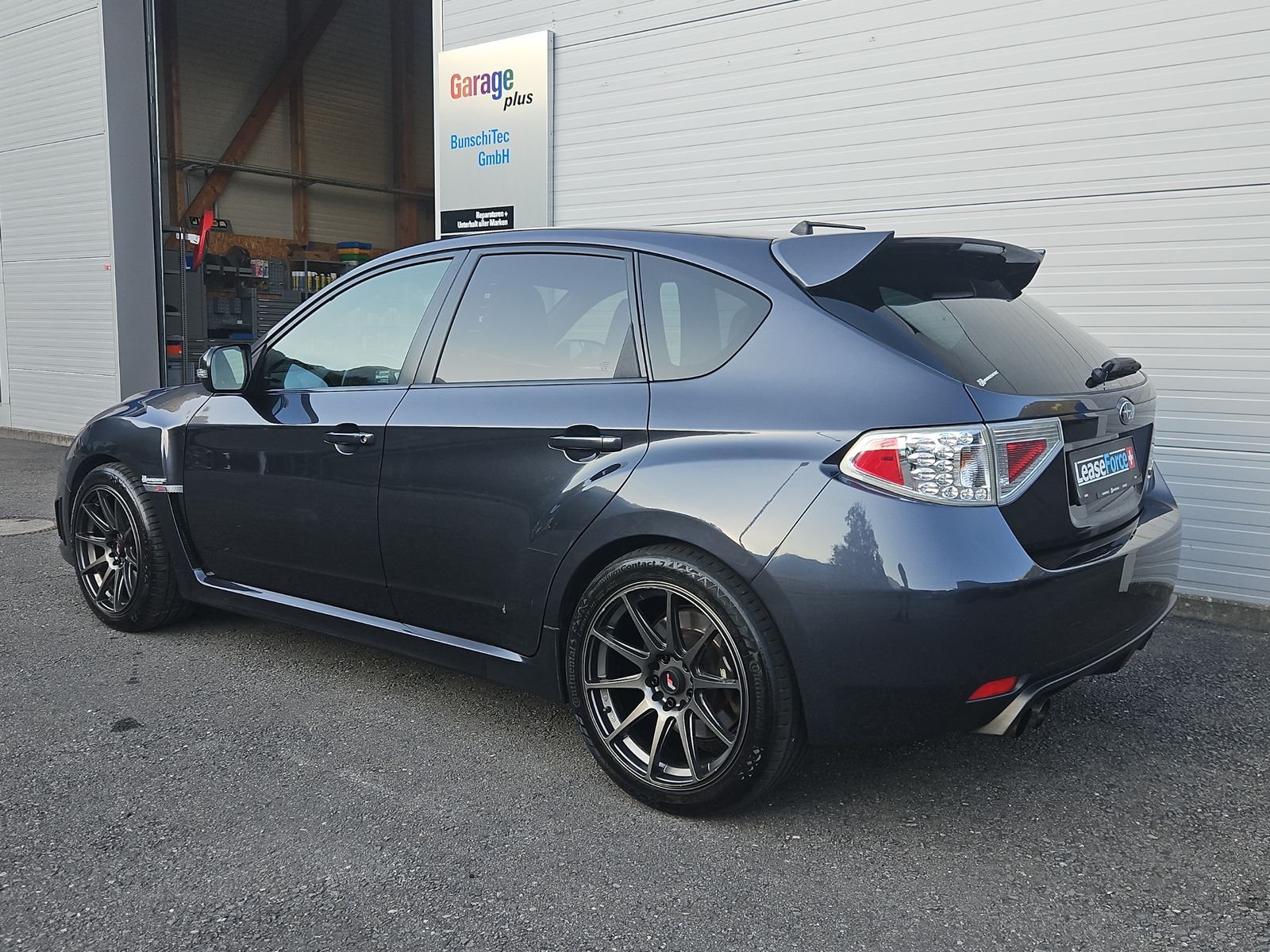 SUBARU WRX STI HB 2.5 T Sport, Essence, Occasion / Utilisé, Manuelle - 3