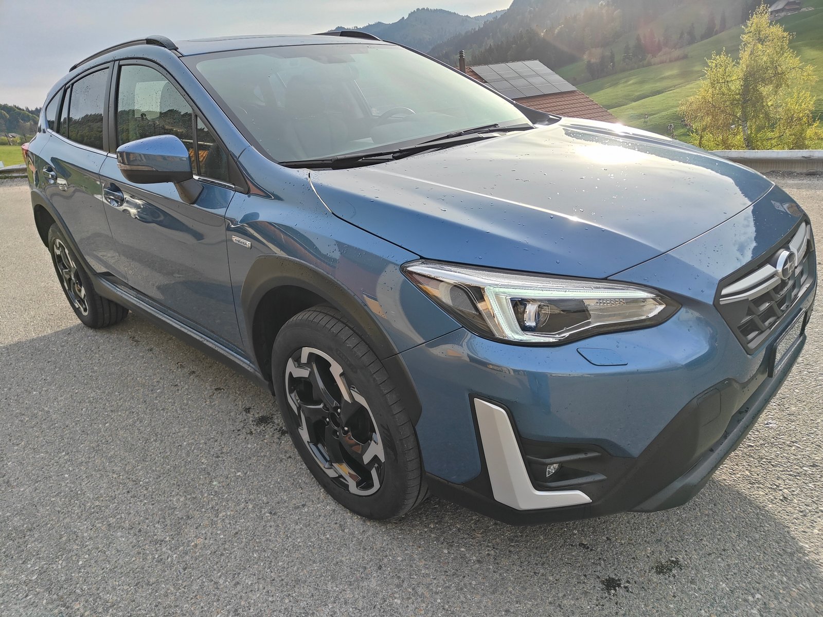 SUBARU XV 2.0 e-Boxer Luxury AWD Lineartronic, Voll-Hybrid Benzin/Elektro, Occasion / Gebraucht, Automatik - 3