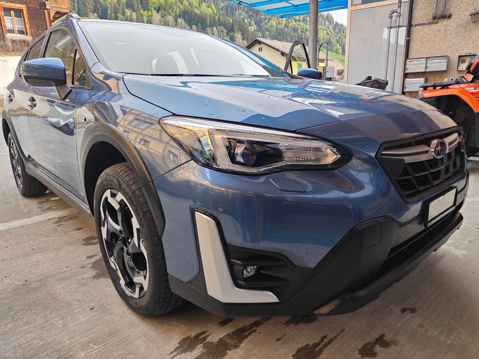SUBARU XV 2.0 e-Boxer Luxury AWD Lineartronic, Voll-Hybrid Benzin/Elektro, Occasion / Gebraucht, Automatik - 4