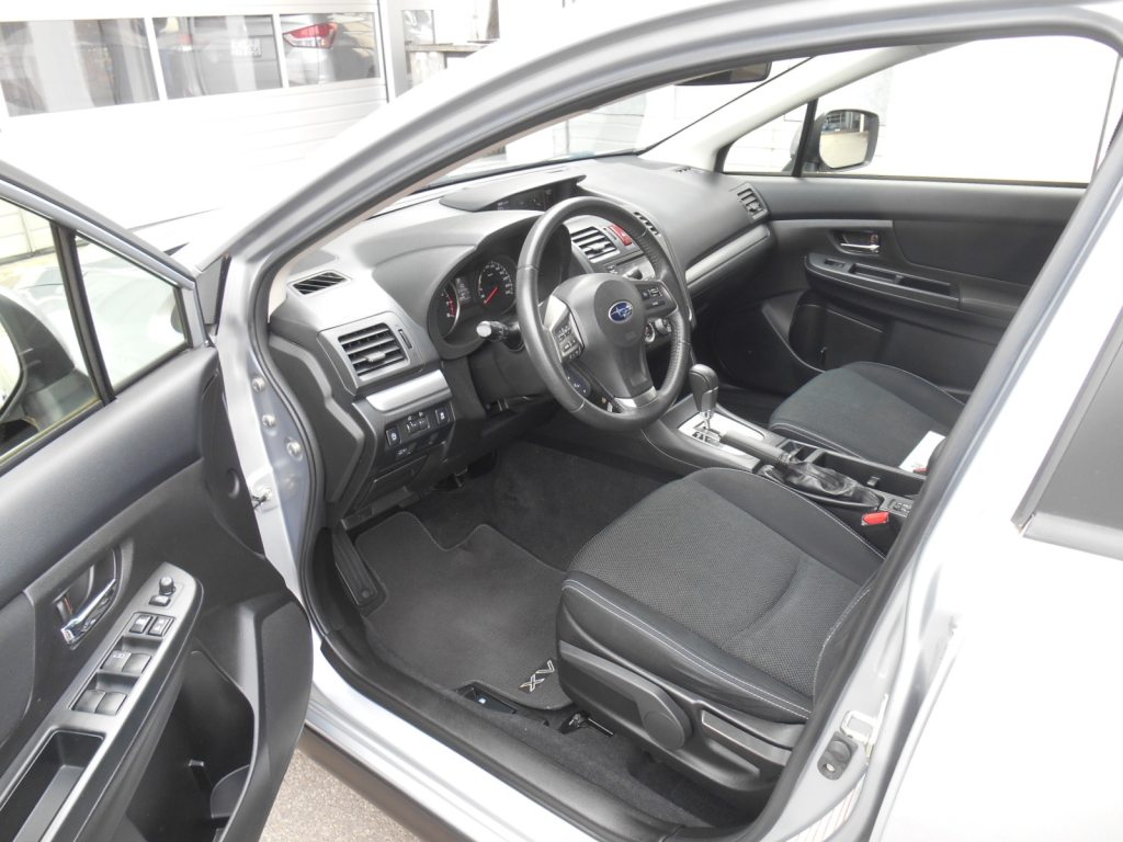 SUBARU XV 2.0i Swiss Two, Benzin, Occasion / Gebraucht, Automatik - 6