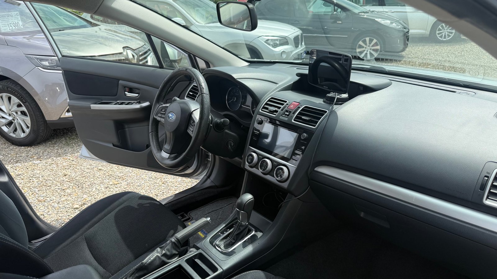 SUBARU XV 2.0 Swiss Two AWD CVT, Benzin, Occasion / Gebraucht, Automatik - 4