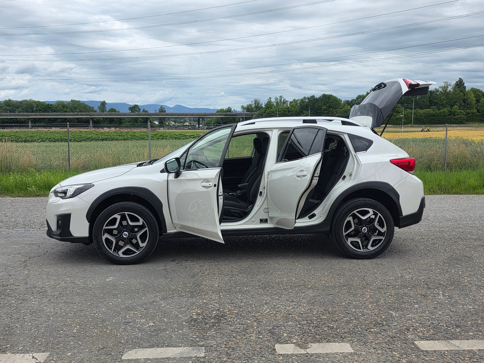 SUBARU XV 2.0 Swiss Plus AWD Lineartronic / Neu ab Mfk., Benzin, Occasion / Gebraucht, Automatik - 4
