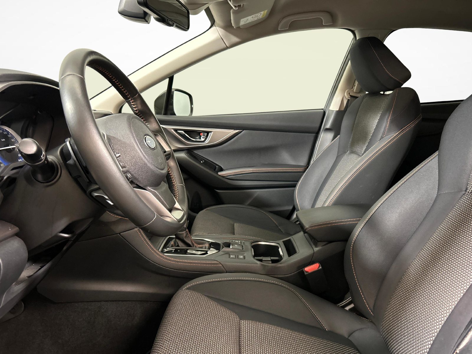 SUBARU XV 2.0i e-Boxer Swiss Plus, Mild-Hybrid Petrol/Electric, Second hand / Used, Automatic - 3