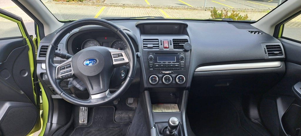 SUBARU XV 2.0i Swiss Two Mountain Sport, Essence, Occasion / Utilisé, Manuelle - 6
