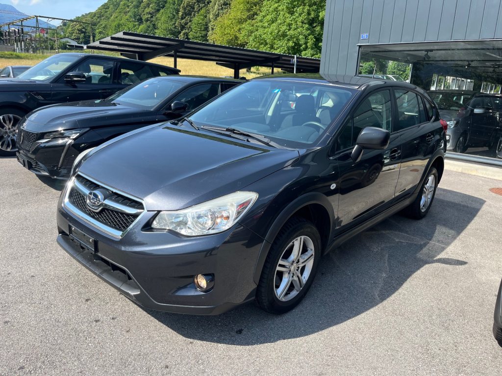 SUBARU XV 2.0i Swiss Three, Benzin, Occasion / Gebraucht, Automatik - 4