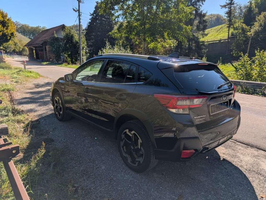 SUBARU 2.0i e-Boxer Swiss Plus, Mild-Hybrid Benzin/Elektro, Occasion / Gebraucht, Automatik - 7