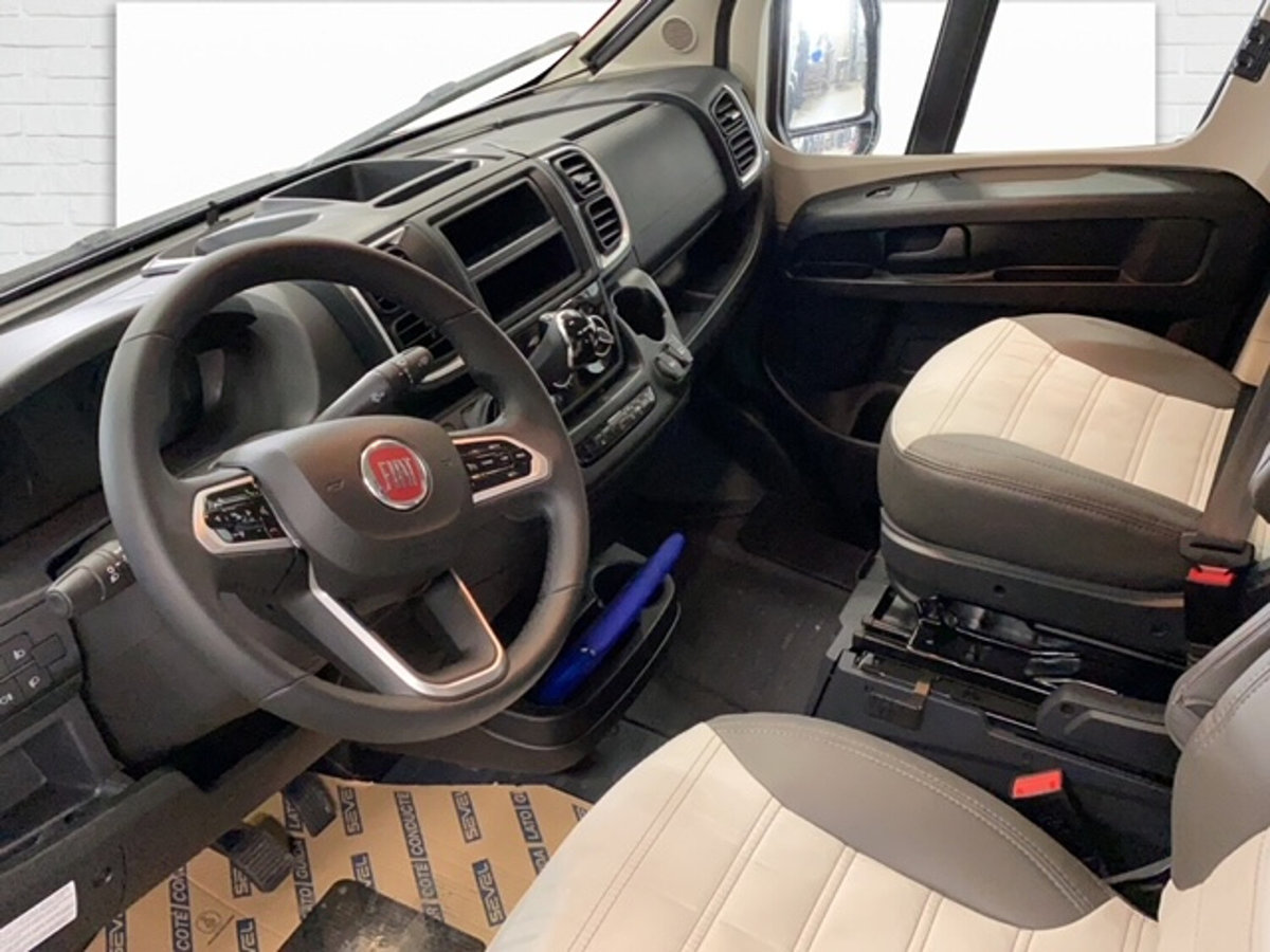 SUNLIGHT Adventure Cliff 640, Diesel, Voiture nouvelle, Automatique - 6