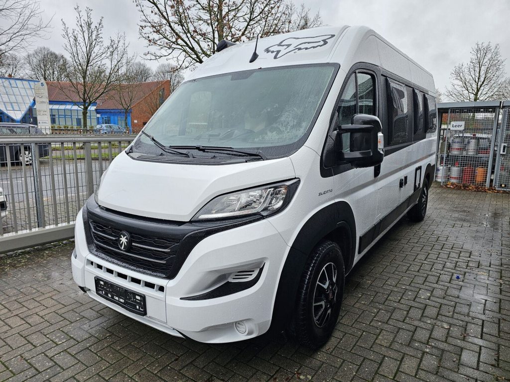 SUNLIGHT Adventure Cliff 600, Diesel, Occasion / Utilisé, Manuelle - 2
