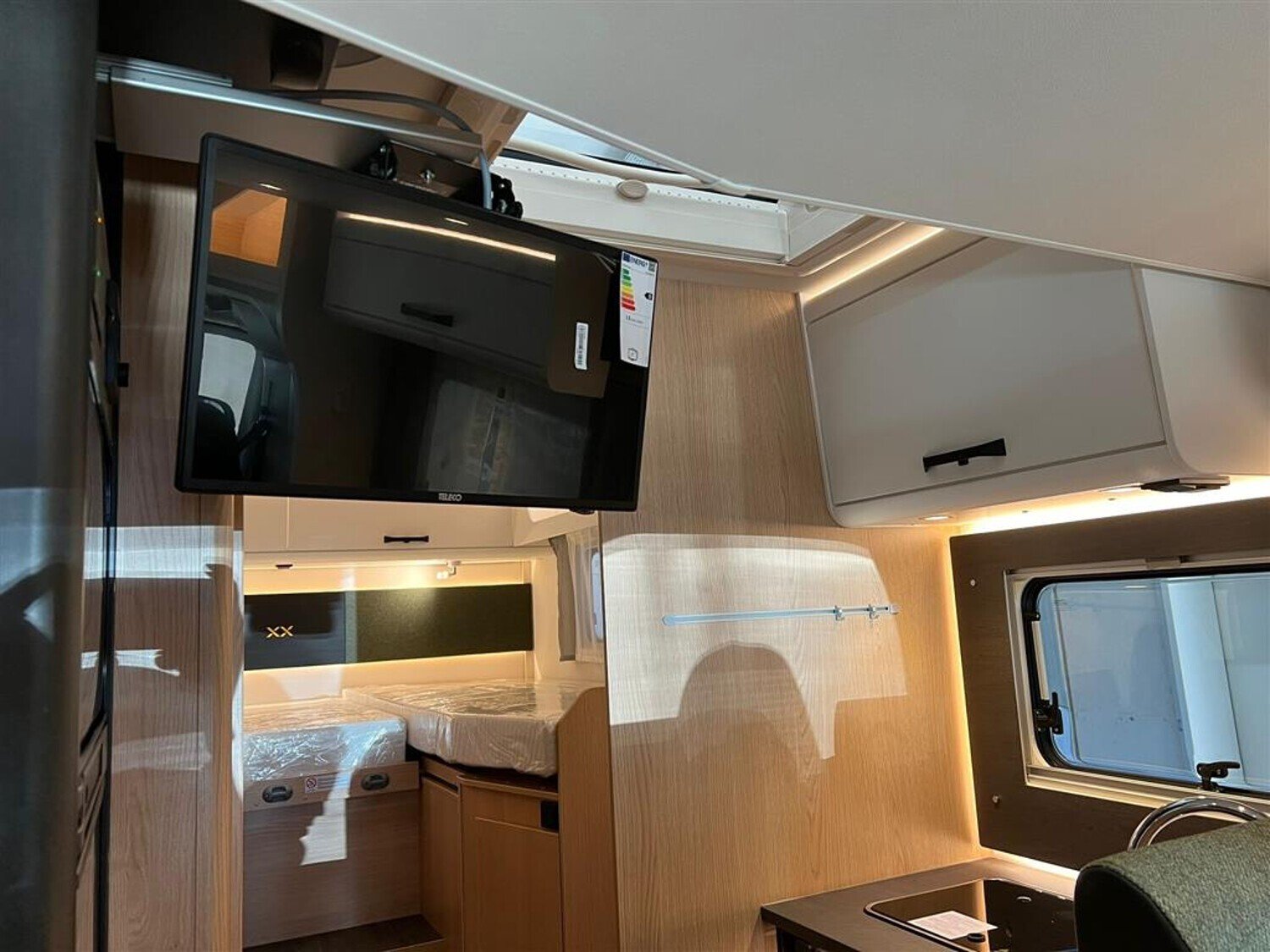 SUNLIGHT T XX 68, Diesel, Voiture nouvelle, Automatique - 7