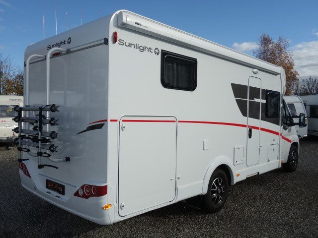 SUNLIGHT T67, Diesel, Second hand / Used, Manual - 4