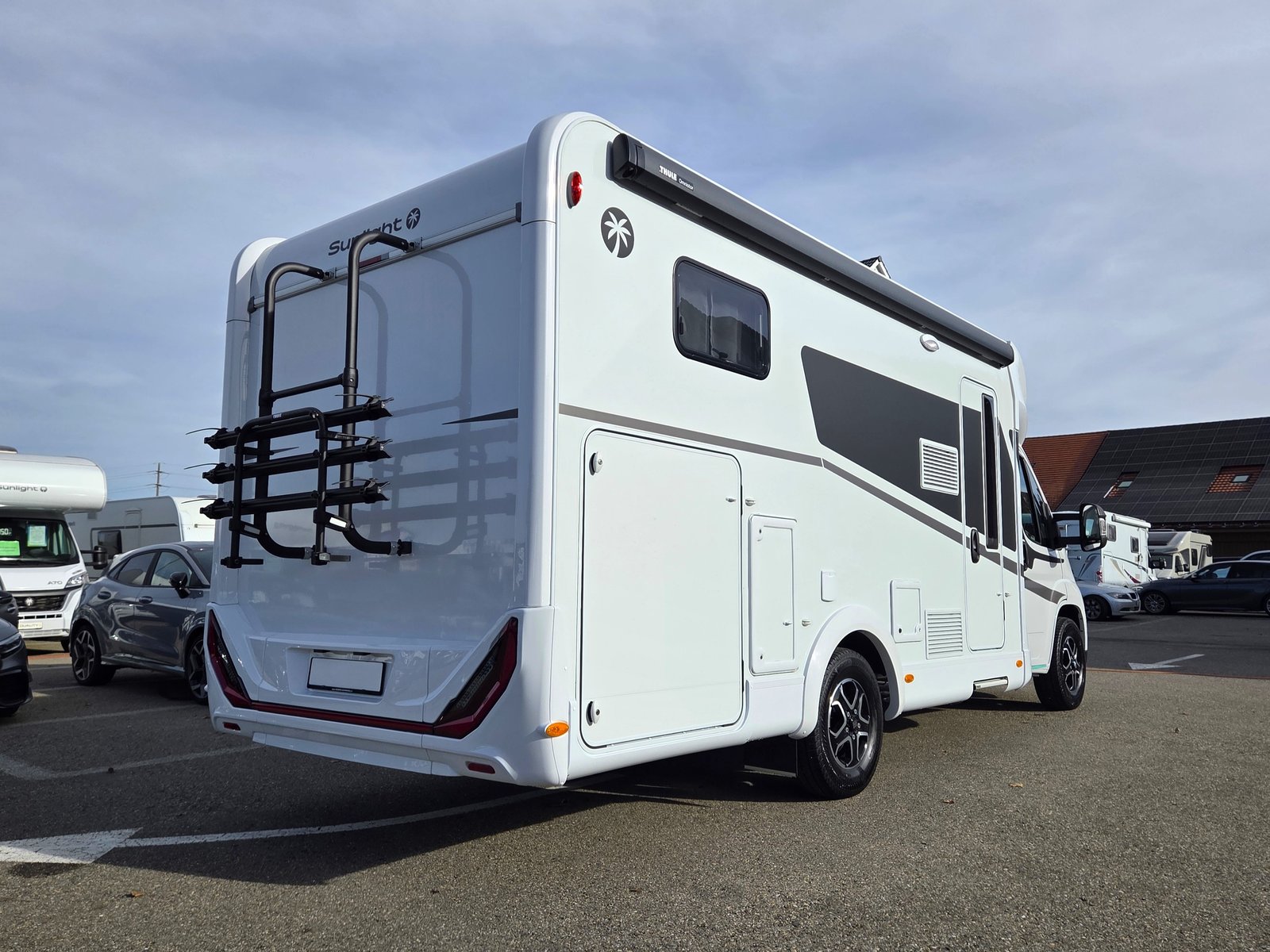SUNLIGHT T67S Adventure Edition, Ex-demonstrator, Automatic - 3