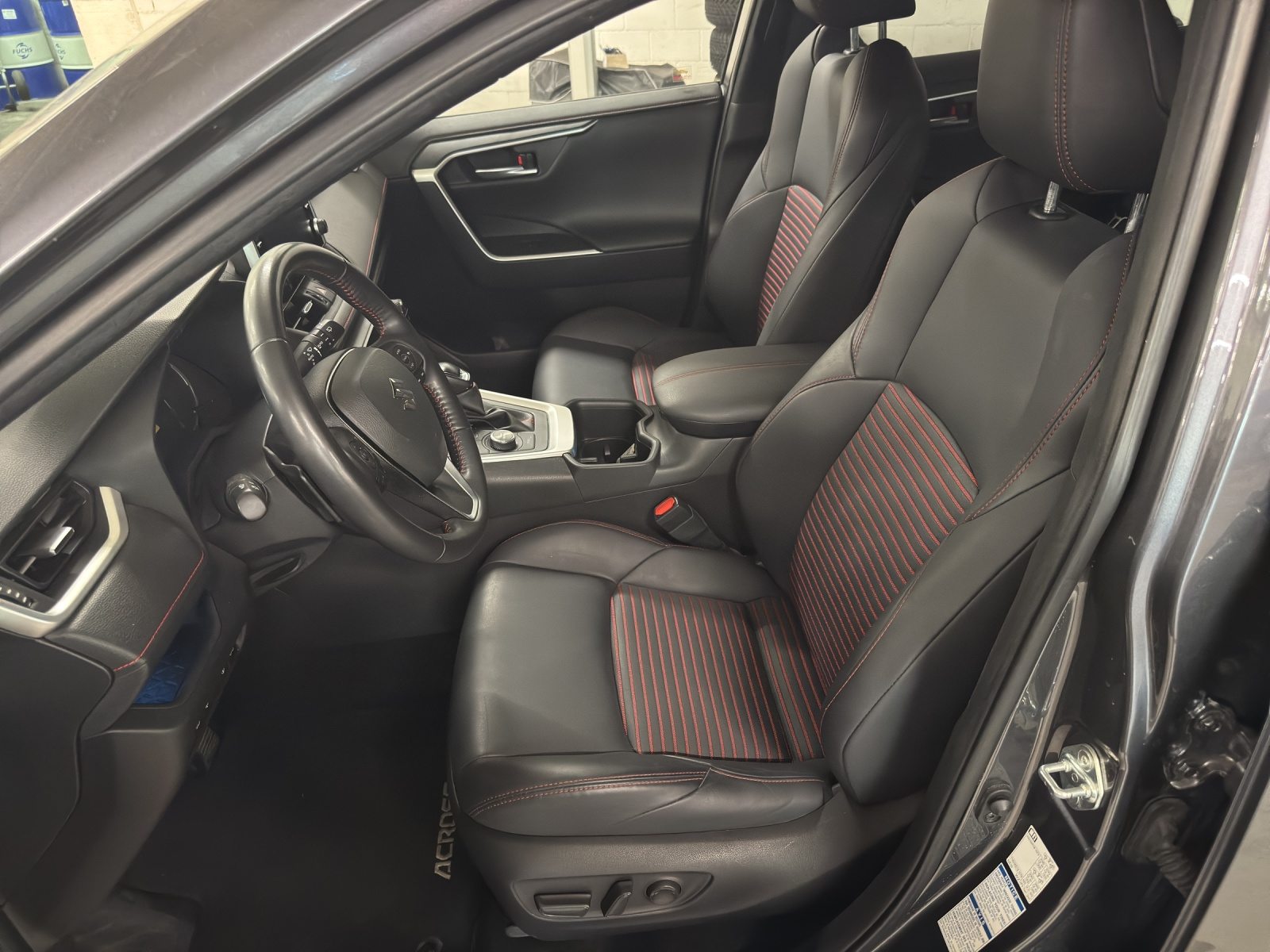 SUZUKI Across 2.5 PHEV E-CVT, Benzin, Occasion / Gebraucht, Automatik - 6