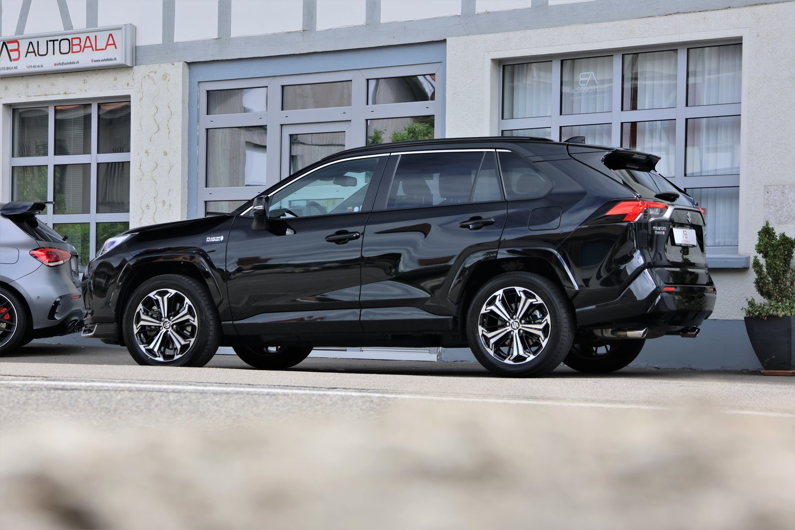 SUZUKI Across 2.5 Plug-in-Hybrid Compact Top E-CVT, Plug-in-Hybrid Benzin/Elektro, Occasion / Gebraucht, Automatik - 4