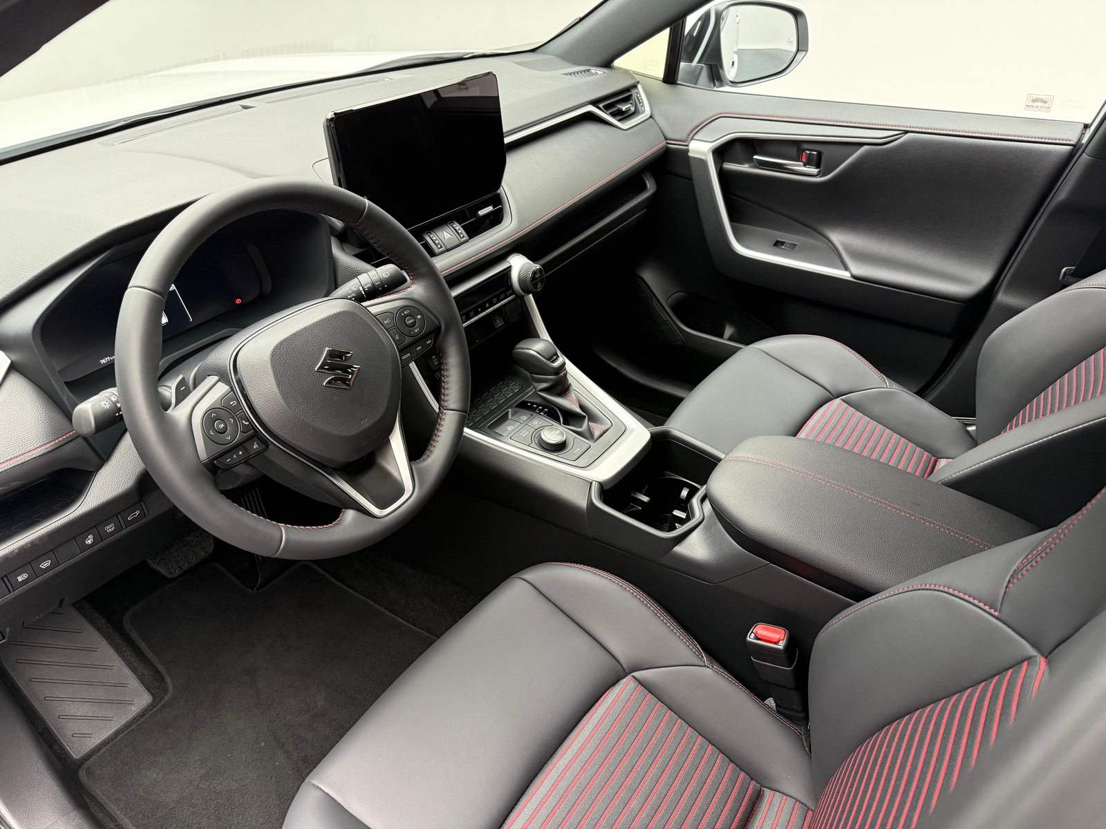 SUZUKI Across 2.5 PHEV Compact Top 4x4, Plug-in-Hybrid Petrol/Electric, Second hand / Used, Automatic - 5