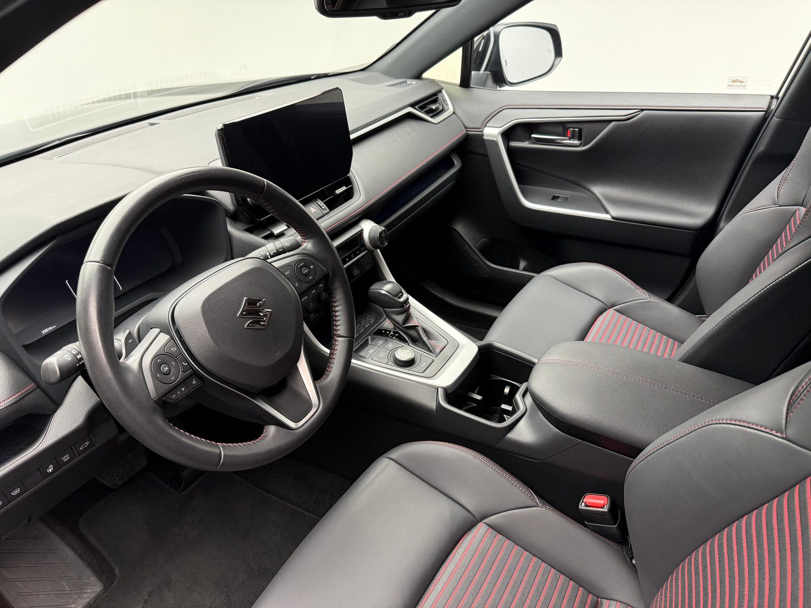 SUZUKI Across 2.5 PHEV Compact Top 4x4, Plug-in-Hybrid Benzin/Elektro, Occasion / Gebraucht, Automatik - 5