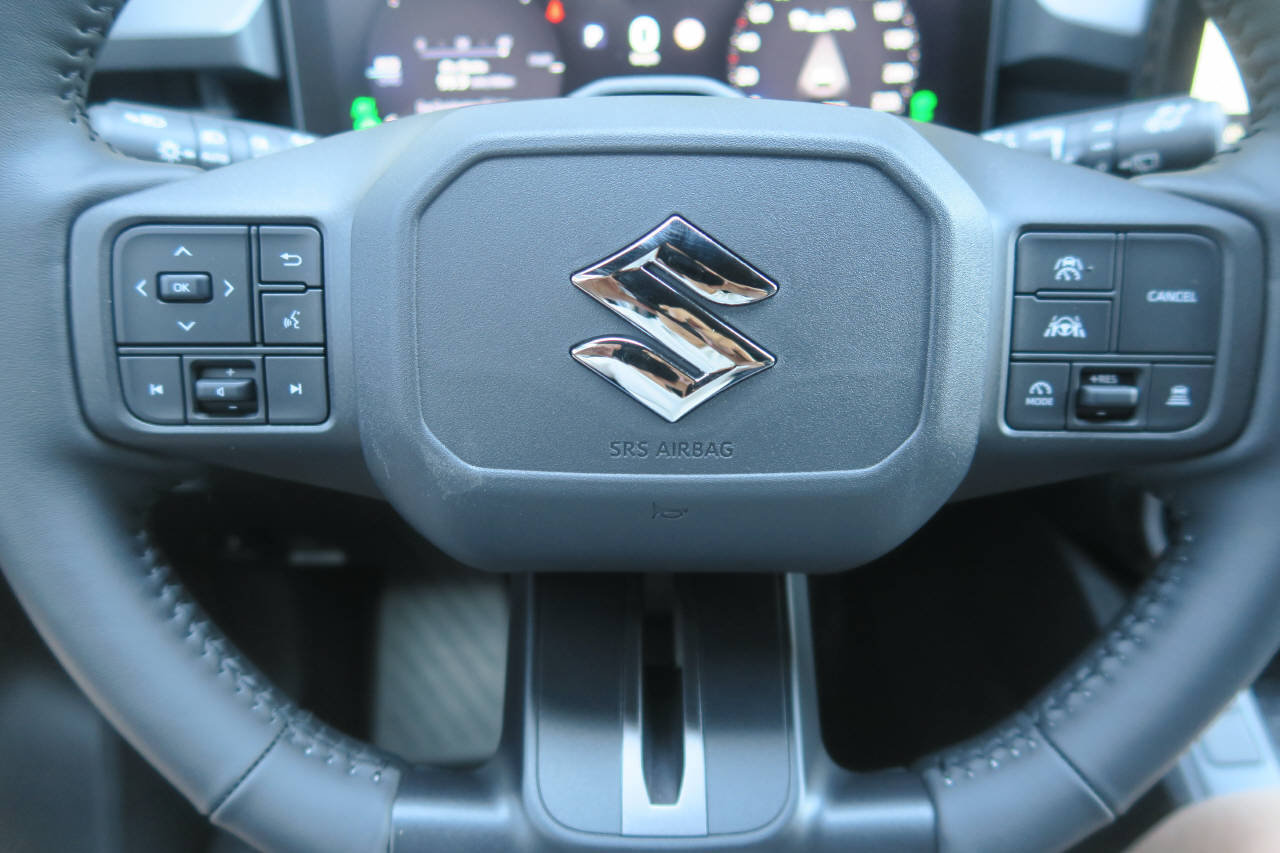 SUZUKI Across 2.5 PHEV Compact Top 4x4, Plug-in-Hybrid Benzin/Elektro, Vorführwagen, Automatik - 6