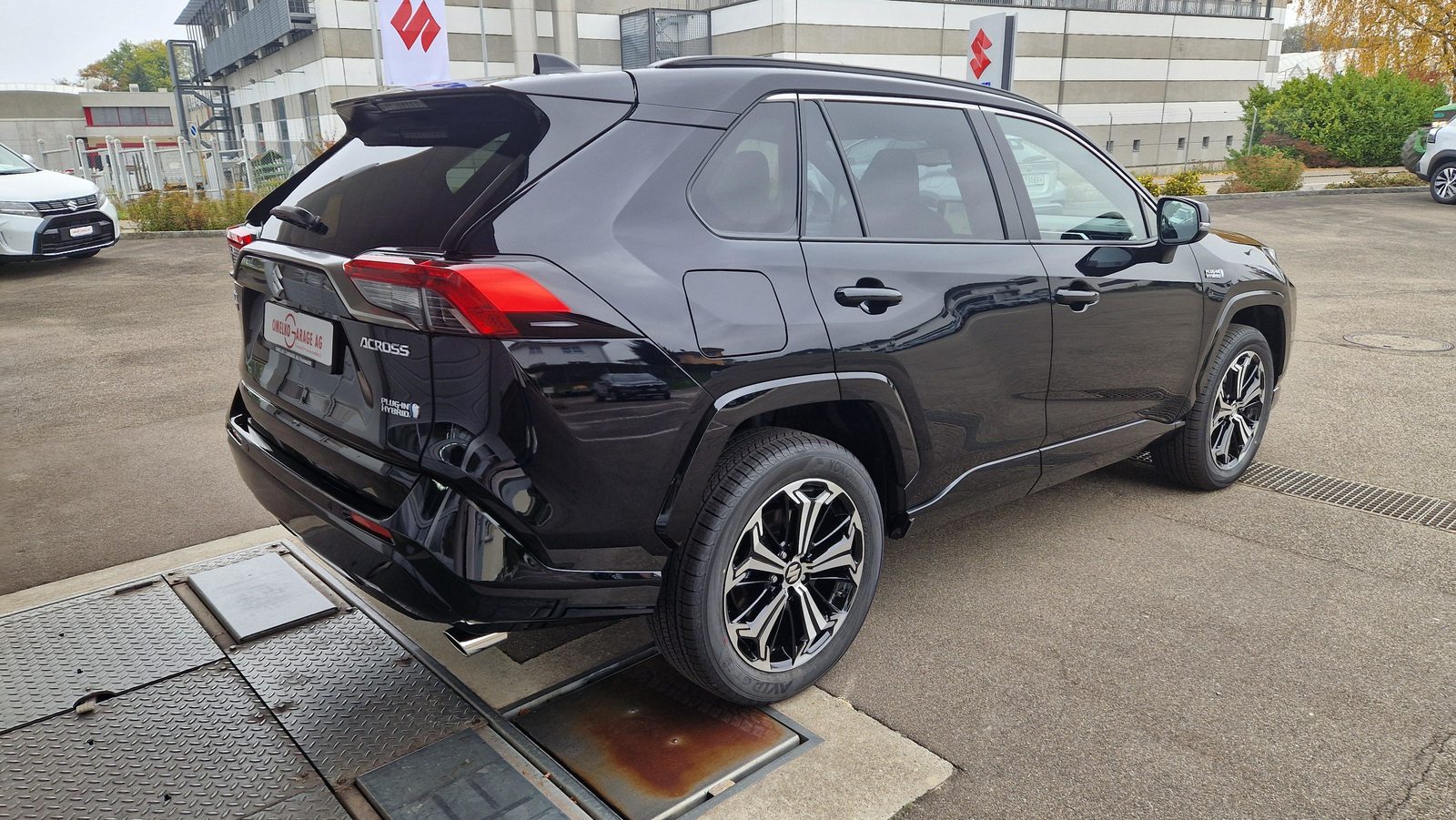 SUZUKI Across 2.5 PHEV Compact Top 4x4, Hybride Rechargeable Essence/Électricité, Voiture de démonstration, Automatique - 4