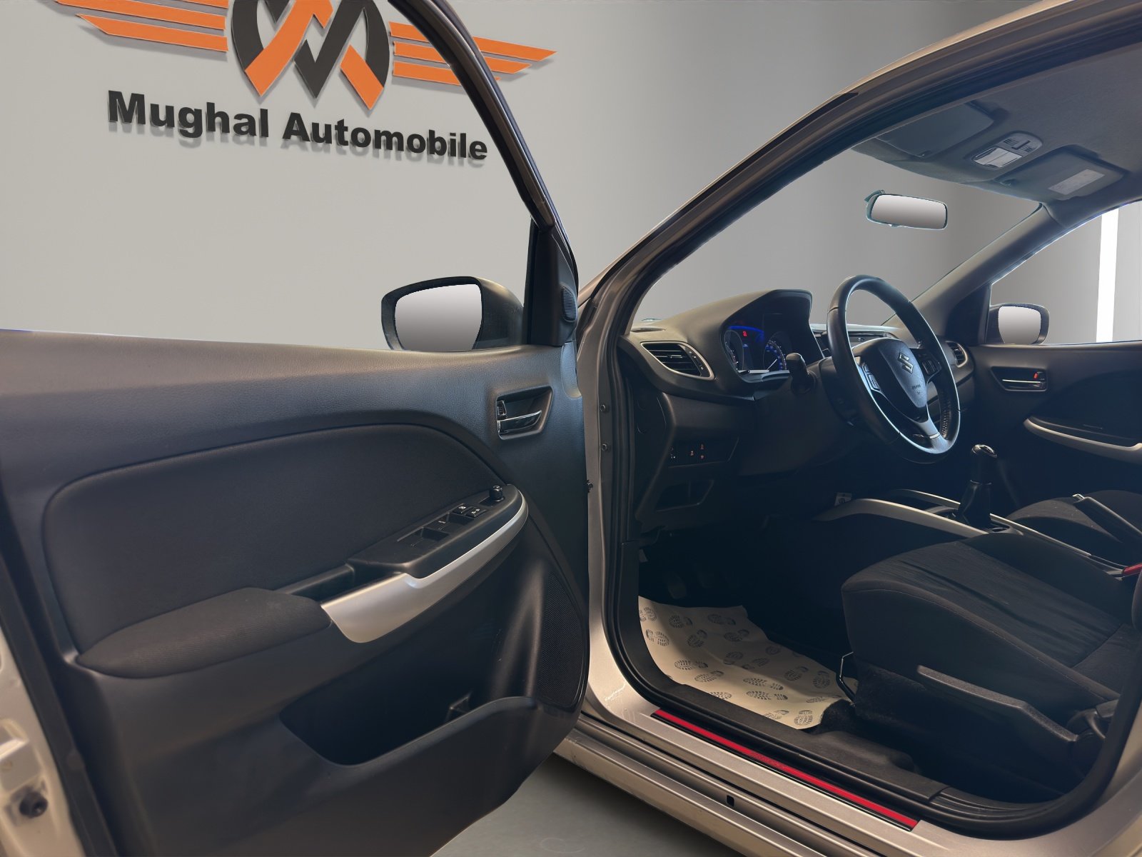 SUZUKI Baleno 1.0 Boosterjet Sergio Cellano Top, Benzin, Occasion / Gebraucht, Handschaltung - 7