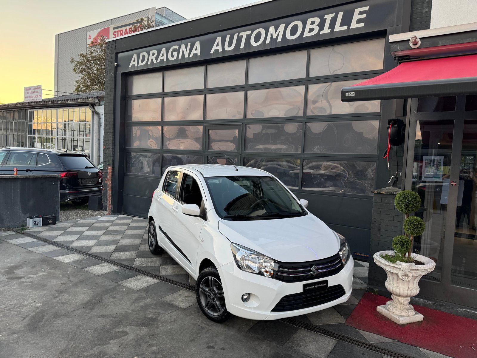 SUZUKI Celerio 1.0 Sergio Cellano Top AGS, Benzin, Occasion / Gebraucht, Automatik - 3