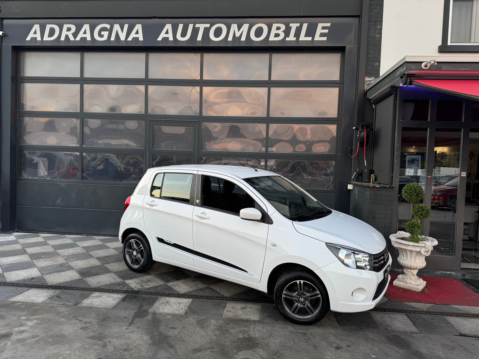 SUZUKI Celerio 1.0 Sergio Cellano Top AGS, Benzin, Occasion / Gebraucht, Automatik - 4