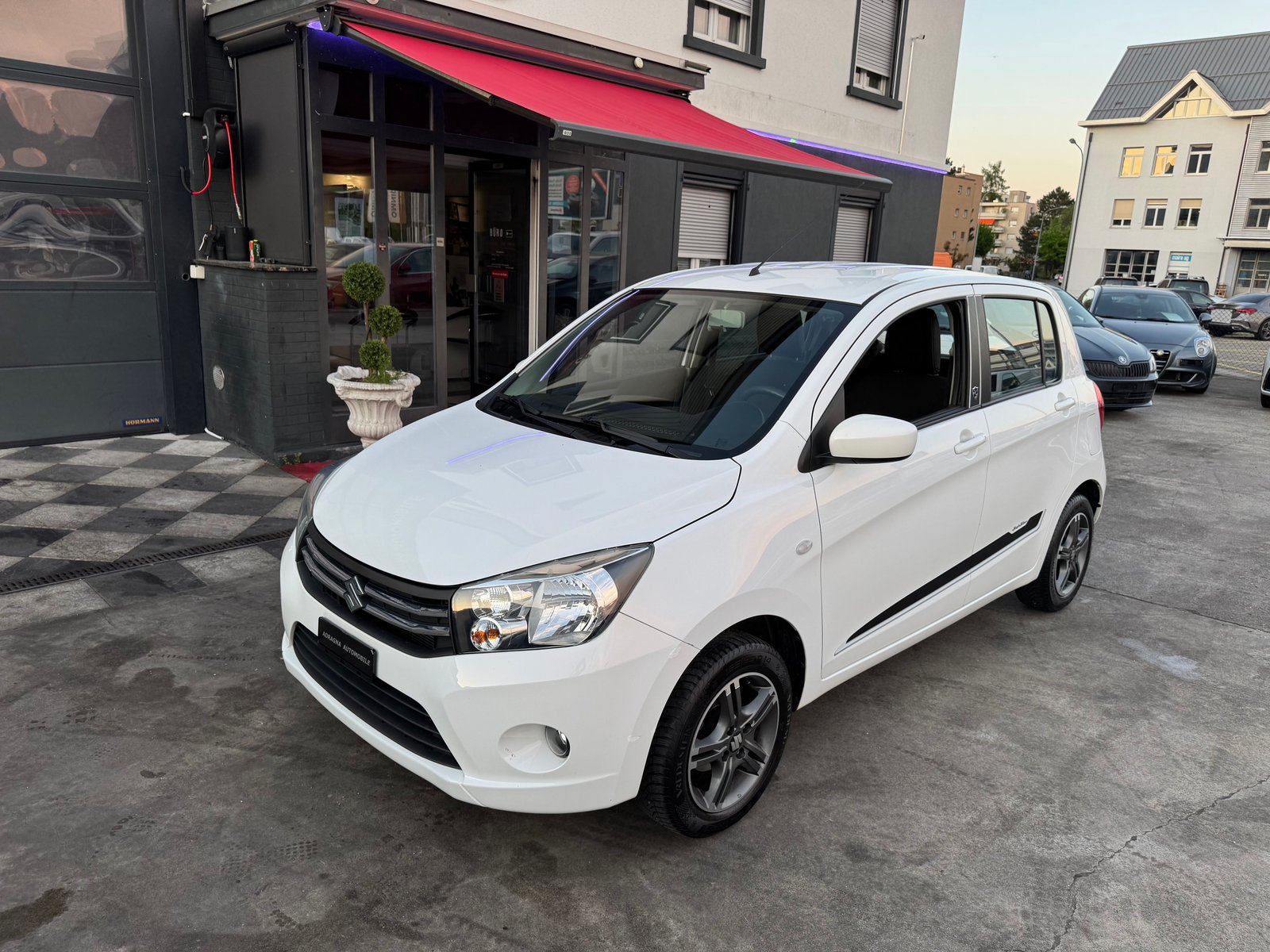 SUZUKI Celerio 1.0 Sergio Cellano Top AGS, Benzin, Occasion / Gebraucht, Automatik - 5