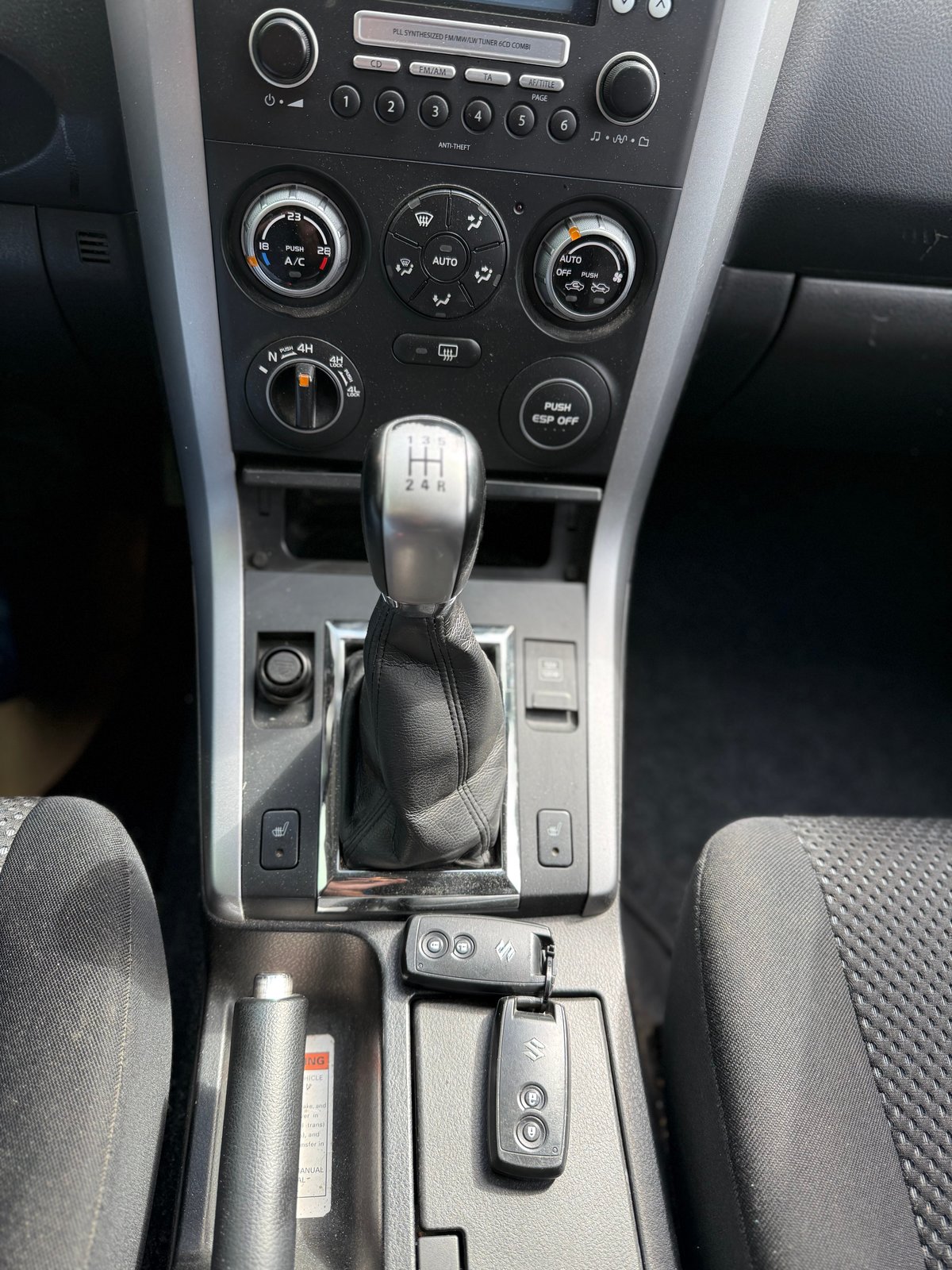 SUZUKI Grand Vitara 2.0 16V Top, Essence, Occasion / Utilisé, Manuelle - 6