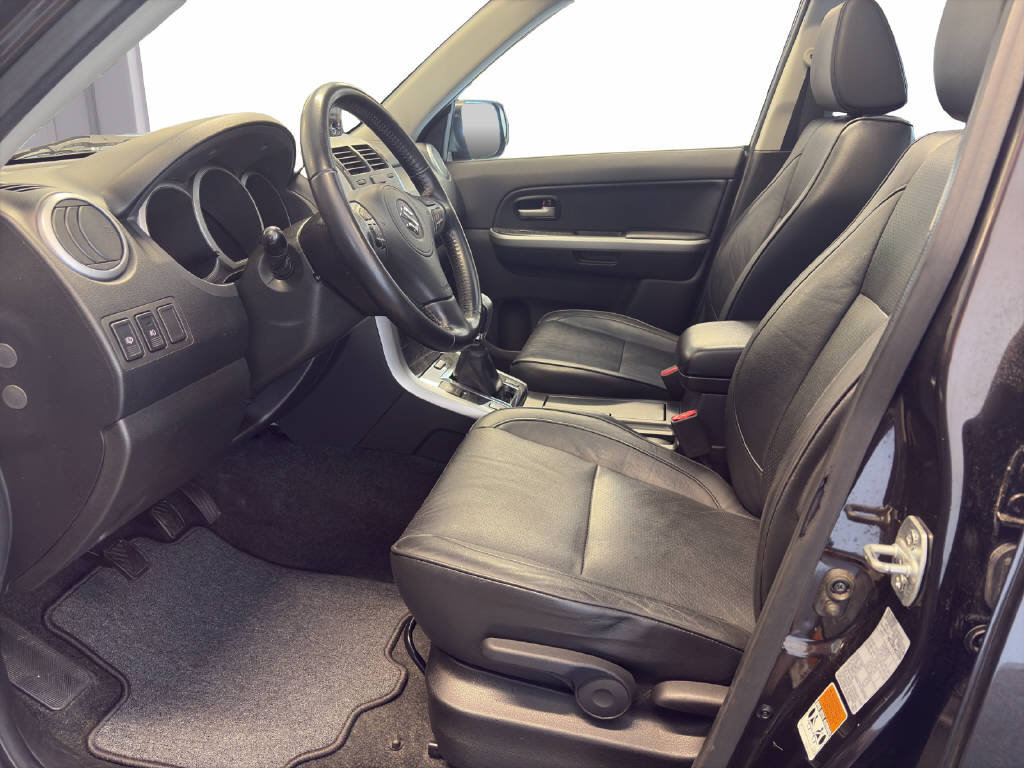 SUZUKI Grand Vitara Wagon 2.4 VVT GL Top S.Cellano 4x4, Essence, Occasion / Utilisé, Manuelle - 4