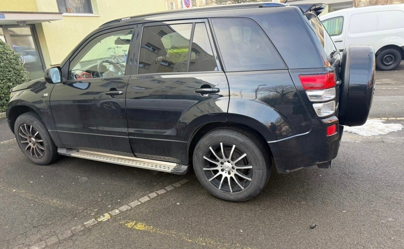 SUZUKI Grand Vitara Wagon 2.7 V6 24V GL Top 4x4, Benzin, Occasion / Gebraucht, Automatik - 3