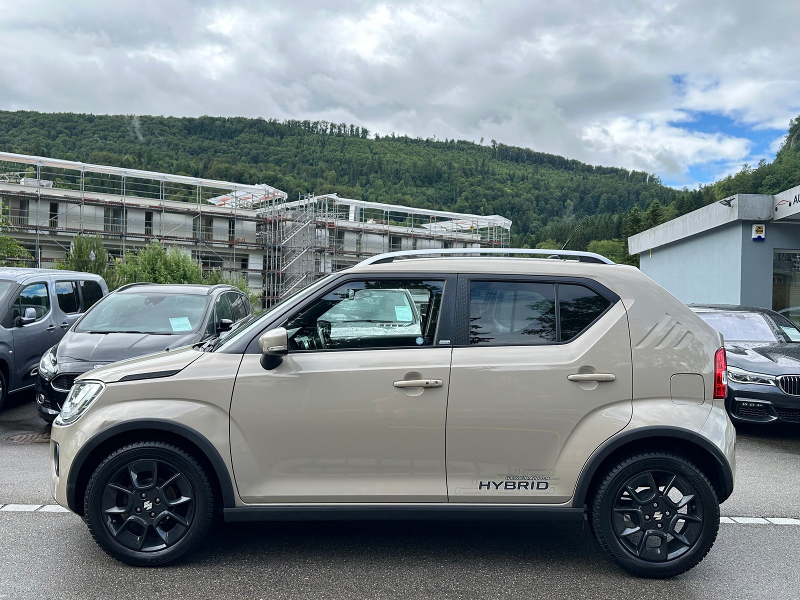 SUZUKI Ignis 1.2i Generation Top Hybrid, Mild-Hybrid Benzin/Elektro, Occasion / Gebraucht, Automatik - 4