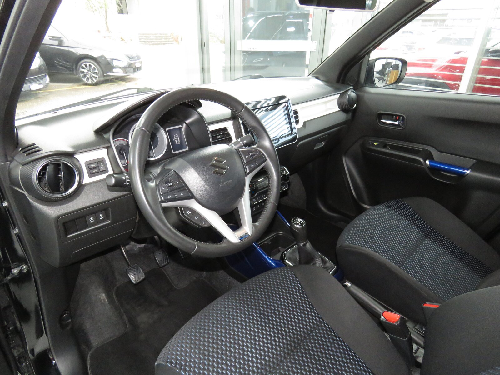 SUZUKI Ignis 1.2i Piz Sulai Top Hybrid 4x4, Mild-Hybrid Benzin/Elektro, Occasion / Gebraucht, Handschaltung - 7