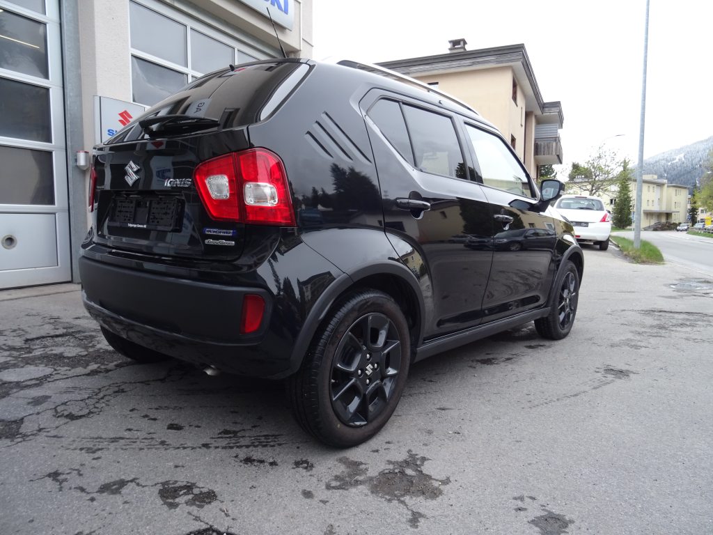 SUZUKI IGNIS 1.2 Compact Top Hybrid 4x4, Mild-Hybrid Petrol/Electric, Second hand / Used, Manual - 5